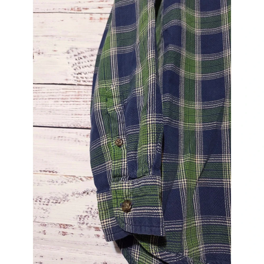 J. Crew Mens Blue Green Plaid Flannel Button Down Shirt Small Long Sleeve Cotton